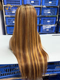 VC #6/27 Straight Wig